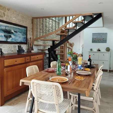Holiday home Grange Avec Piscine, Animaux Ok - 6 Pers. - Fr-1-828-22 Montfaucon (Lot)